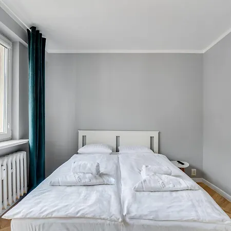 Kazimierza Wielkiego 85 By Homeprime